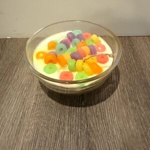 Cute Colorful Frosted Loops Candle- NWT
